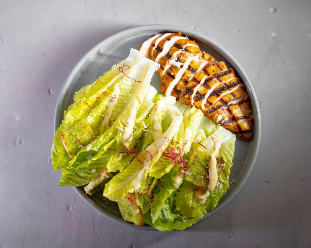 سالاد سزار کلاسیک